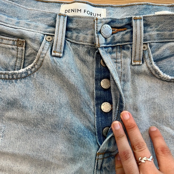 Denim forum - Yoko short NWOT - Picture 4 of 4